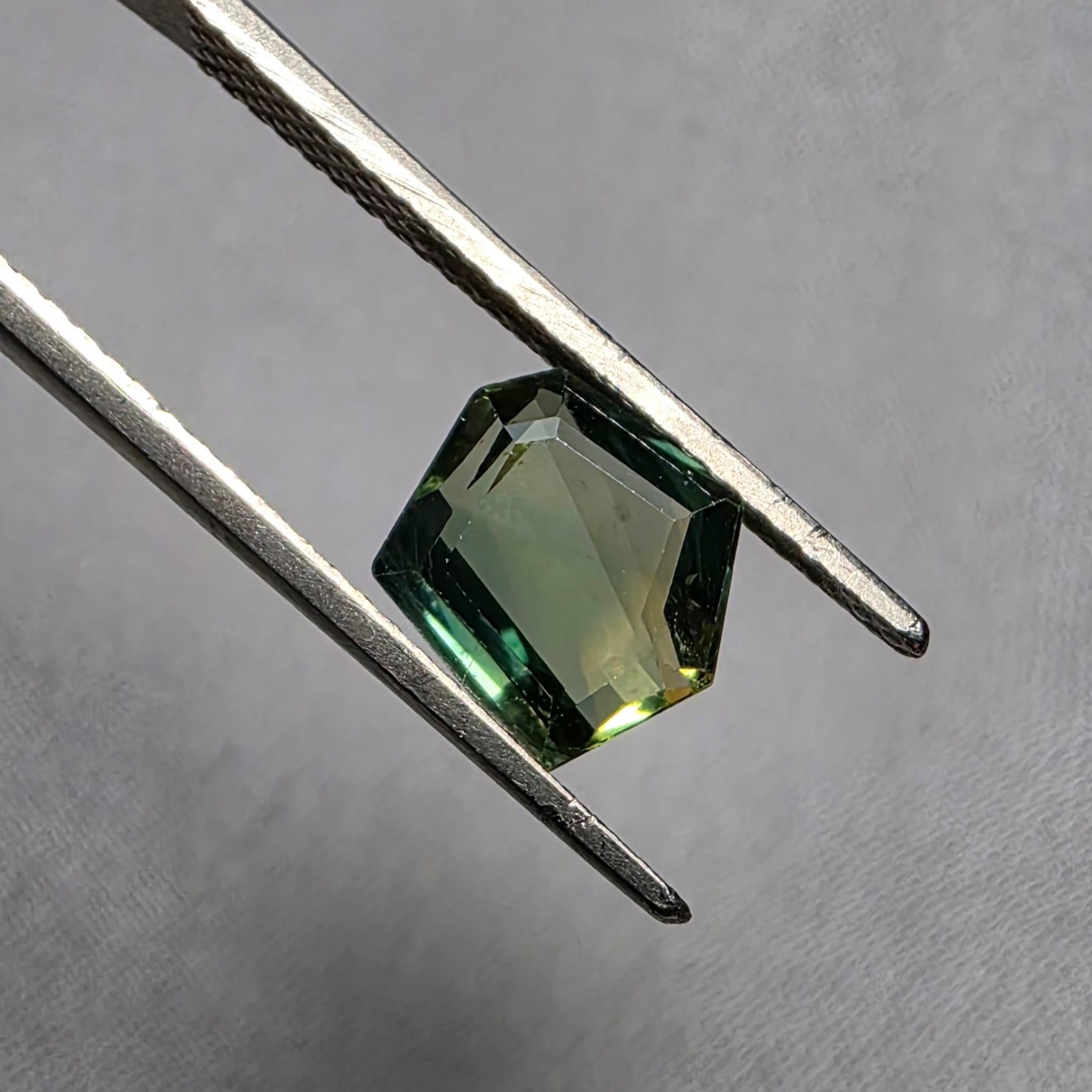 Yellow Green Australian Sapphire